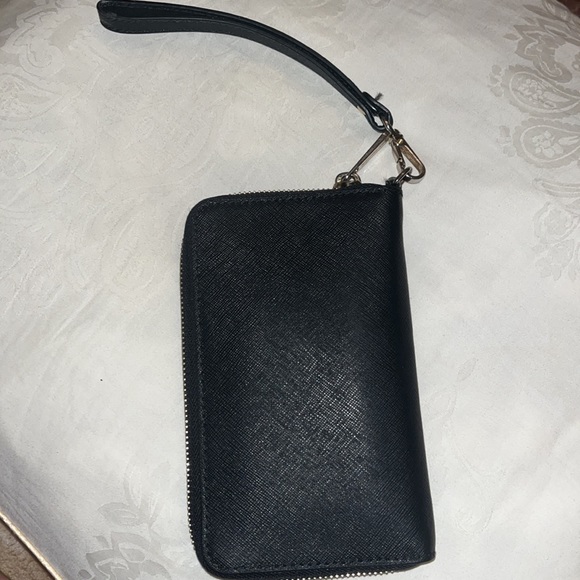 Michael Kors- Wristlet color black - Picture 3 of 4